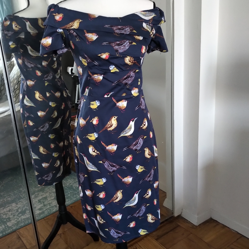 Vintage Style Wiggle Dress S/M 2 4 NWT Bird